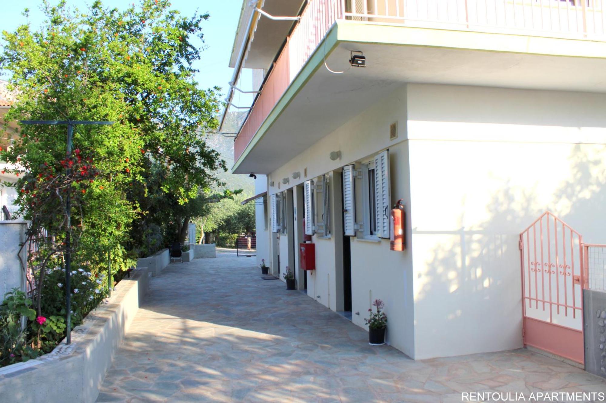 Rentoulia Apartments Poúlithra Exterior foto