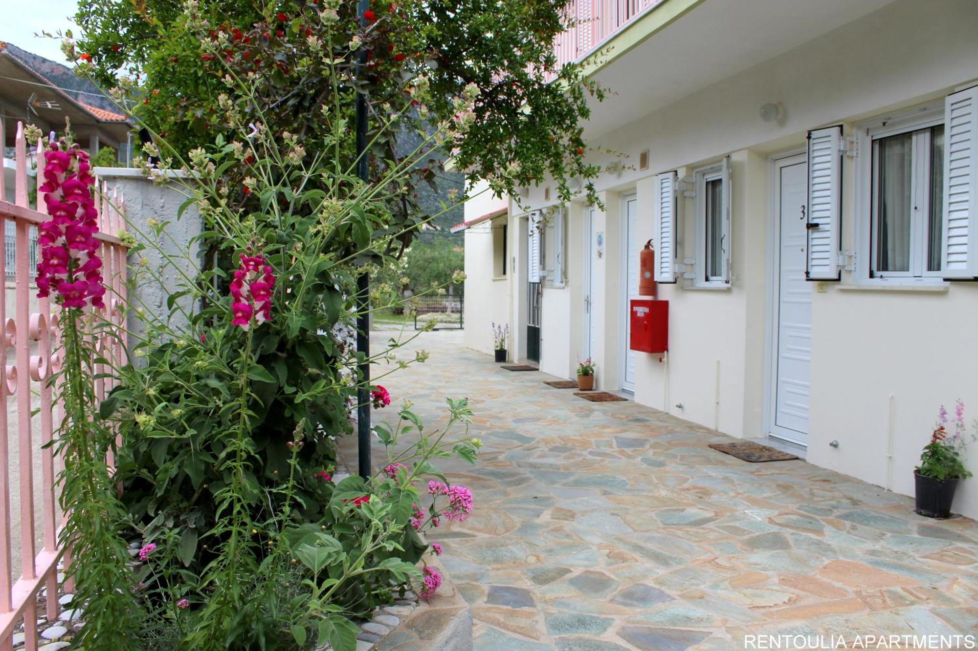 Rentoulia Apartments Poúlithra Exterior foto