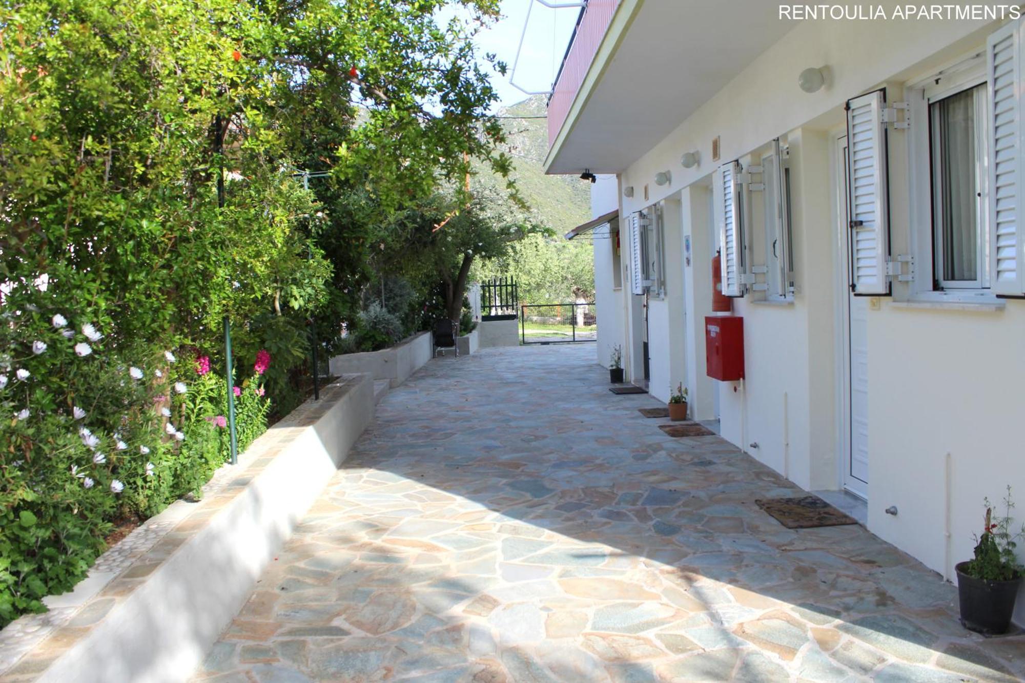 Rentoulia Apartments Poúlithra Exterior foto